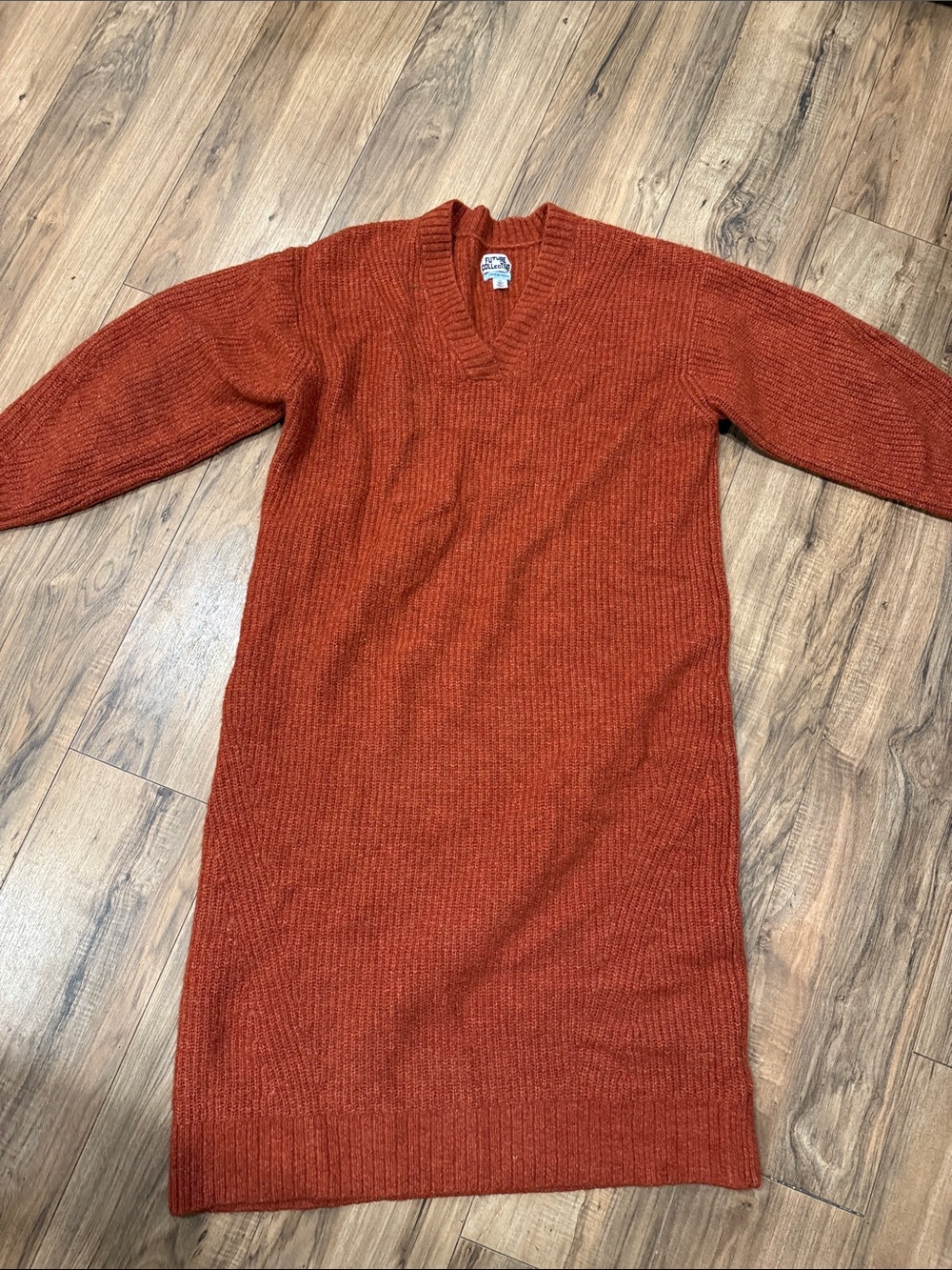 Future collective dress